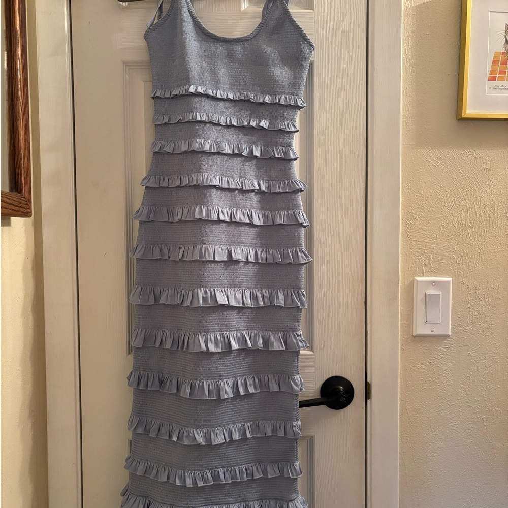 Stunning V. Chapman Bodycon Midi Ruffle Dress - Picture 2 of 4